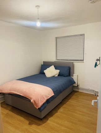 Thumbnail Room to rent in Cavalier Gardens, Hayes