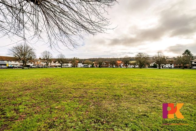 Flat to rent in The Green, Wooburn Green