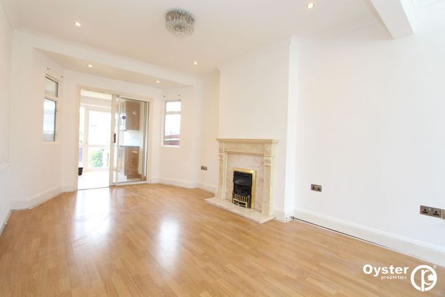86 Bromefield, Stanmore photo 4
