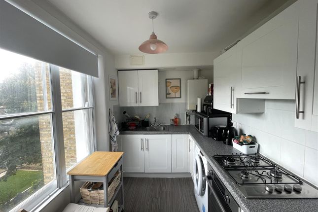 Third Floor Flat, 9, Belgrave Gardens, London photo 3
