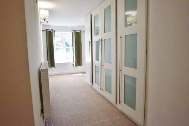 Flat for sale in Upton Park, Slough, Berkshire