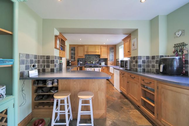 25, The Orchard, Trowbridge photo 4