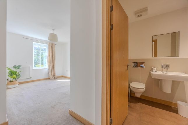 Flat 9, Matcham Place, 7 -9 Pembury Road, Westcliff-On-Sea photo 4