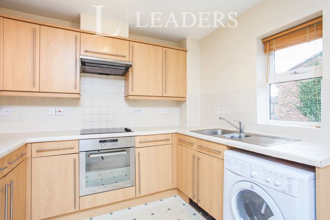 Flat 6, Victoria Place, Woking photo 5