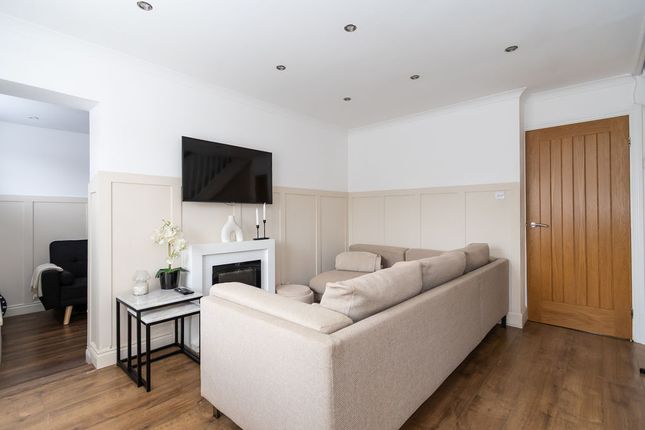 8, Arlington Road, Sully photo 2