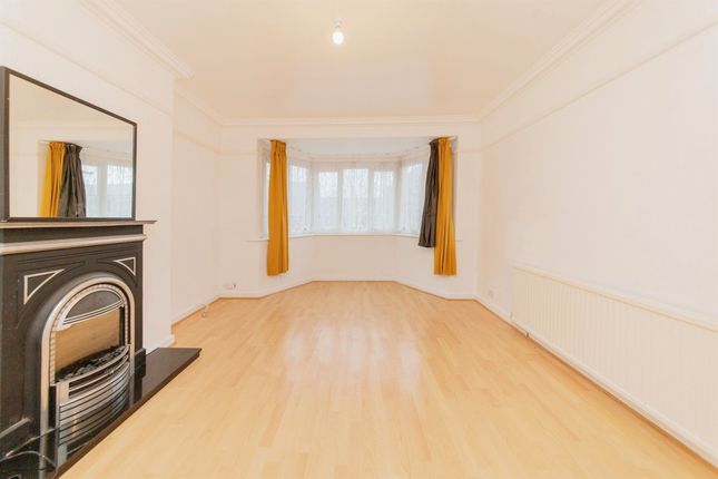 Flat to rent in High Mead, Harrow-On-The-Hill, Harrow