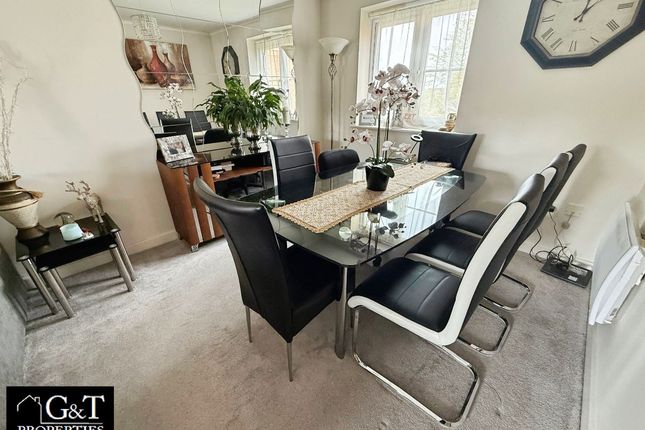 14 The Breeze, Brierley Hill photo 5