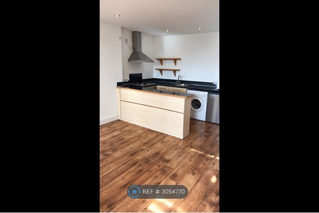 Flat E, Bath Road, Reading photo 2