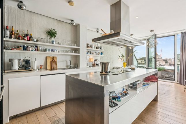 Apartment 7, 10, Wardour Street, London photo 3