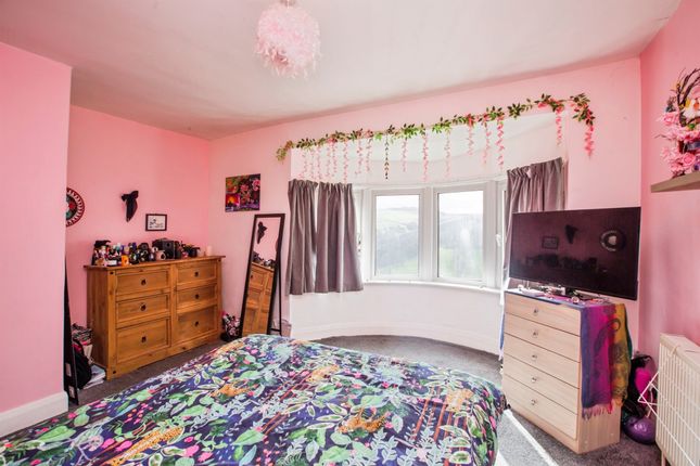 22, Park View Avenue, Halifax photo 5