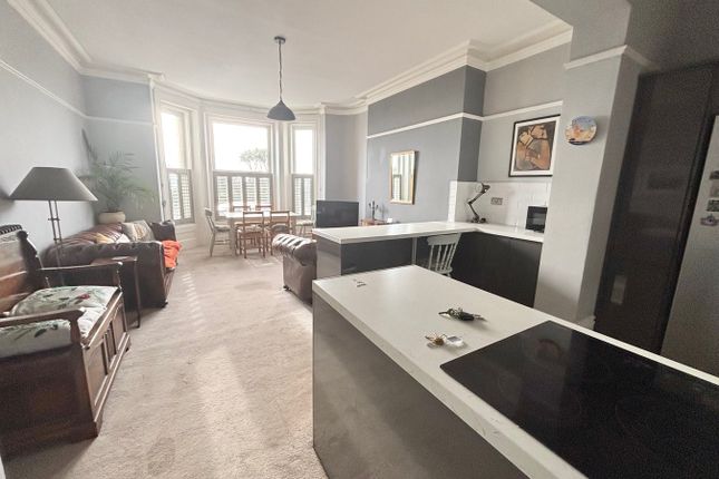 Flat 2, 144, Marina, St Leonards on Sea photo 2
