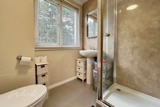 Room 2, 11, Cherry Tree Road, Tunbridge Wells photo 5