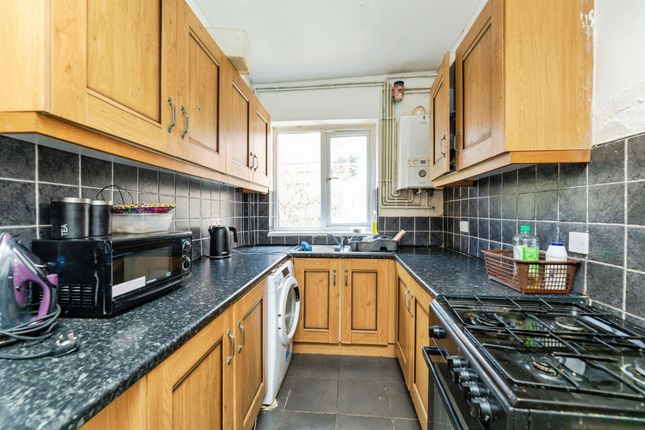14, Mount Pleasant Road, Rotherham photo 3