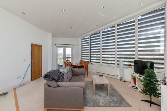 Flat 4, James Court, 52, Frome Road, Bath photo 4