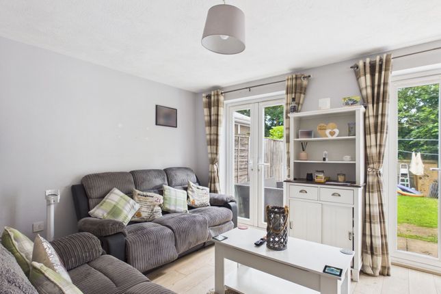 19 St. Nicholas Court, Scunthorpe photo 2
