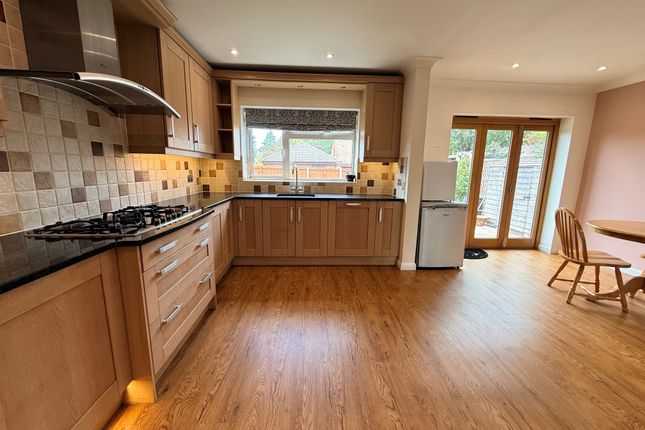 1 Beaconfield Road, Yeovil photo 2