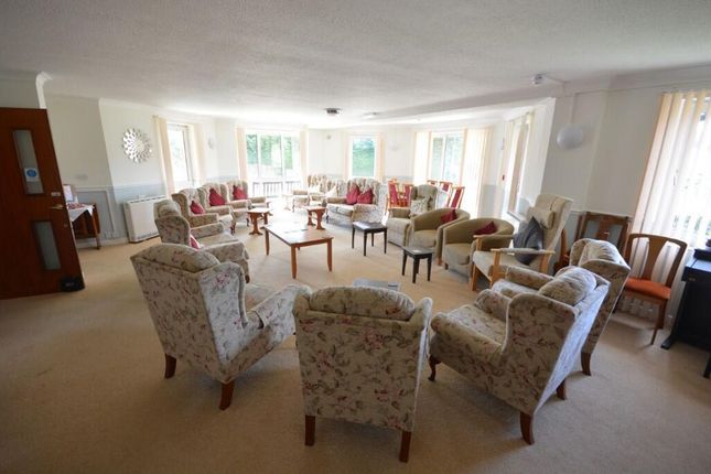 Flat 20, Homecorf House, 22, Wentworth Drive, Broadstone photo 2