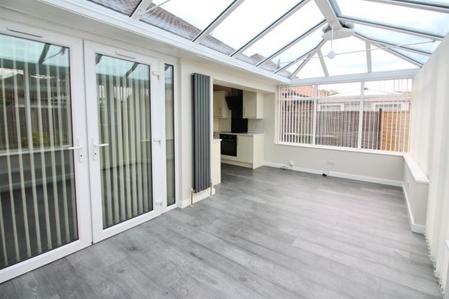 25, Kennerleigh Avenue, Leeds photo 3