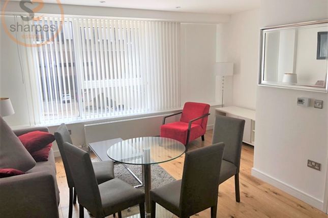 Copy of Copy of Flat 18, Hounslow photo 4