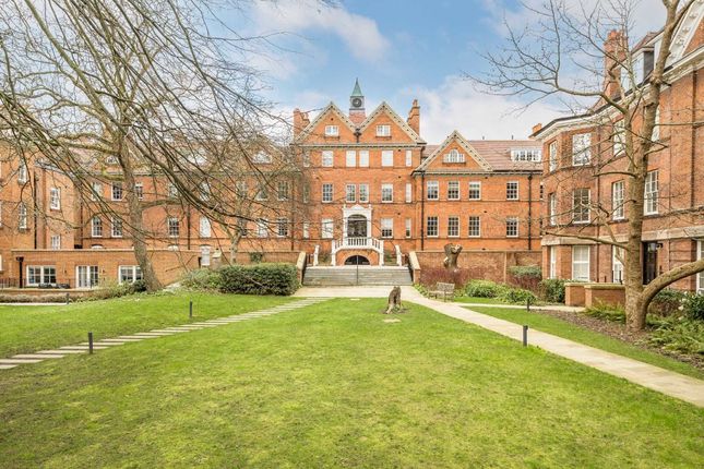 Thumbnail Flat for sale in Kidderpore Avenue, London