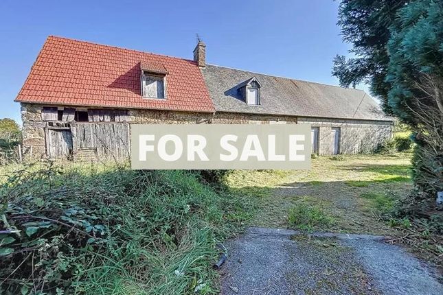Detached house for sale in Le Grand-Celland, Basse-Normandie, 50370, France