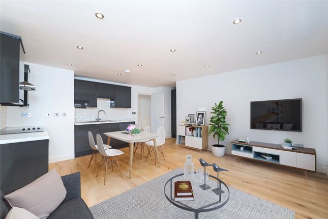 Oakem House, Flat 2, Heather Place, Surrey photo 4