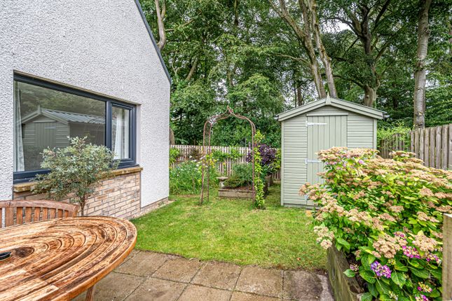 36, Sir Alan Smith Gardens, Kinross photo 4