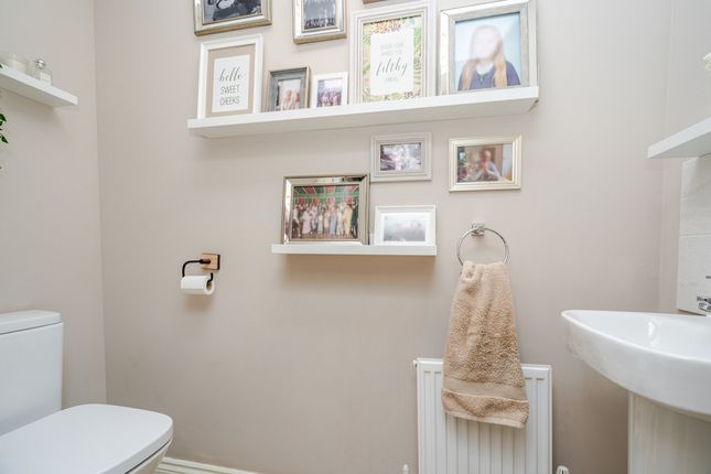 6, Dominica Grove, Milton Keynes photo 4