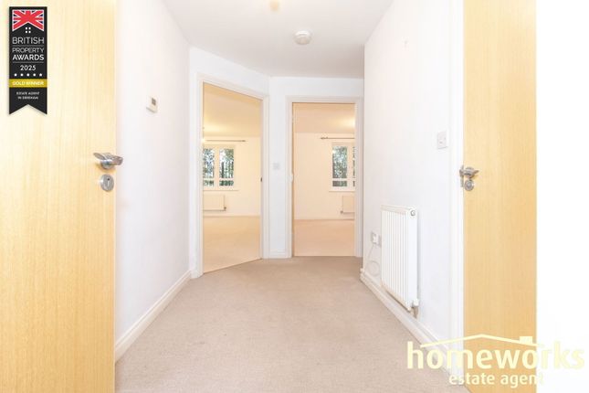 12, Cedar Court, Dereham photo 3