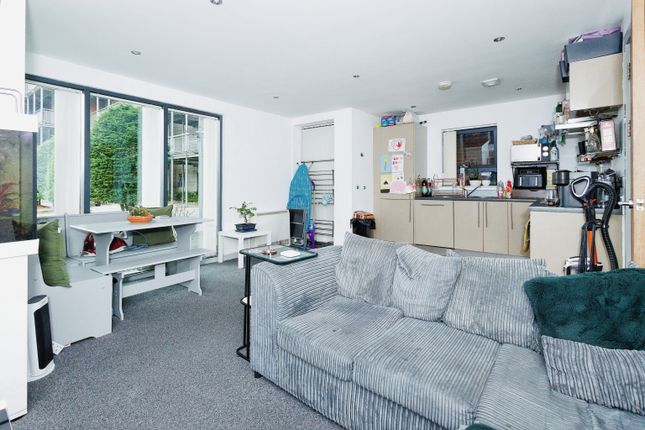 Flat for sale in Wilmslow Road, Didsbury, Manchester, Greater Manchester