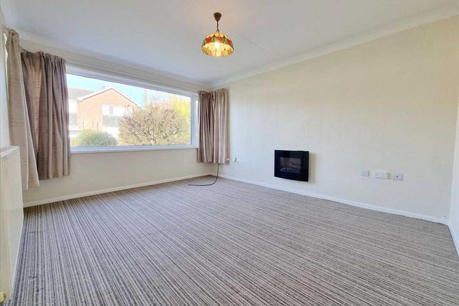 65, Meadowfield, Sleaford photo 2