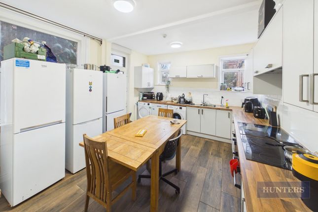 18, Howard Road, Southampton photo 4