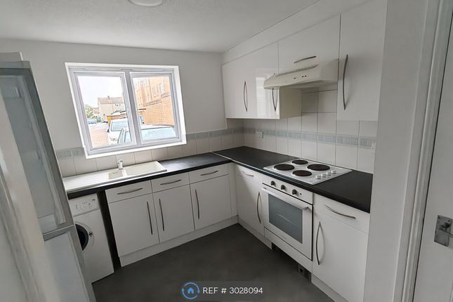 B Banyard Close, Cheltenham photo 4