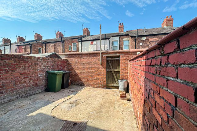 16 Portland Street, Birkenhead photo 2