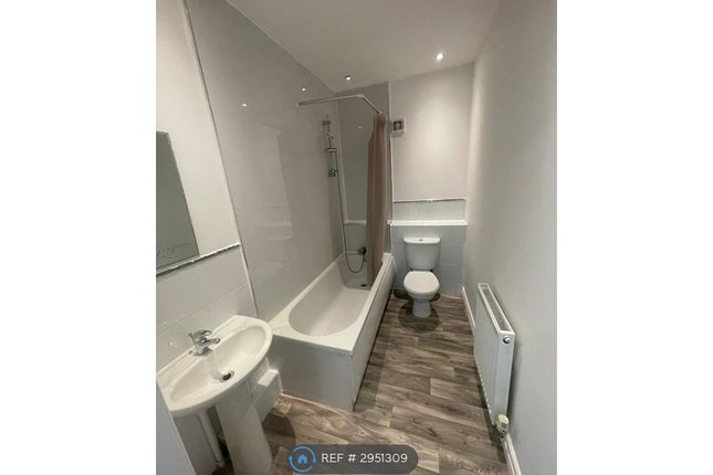 Holly House, Fletcher St Little Lever, Bolton photo 5