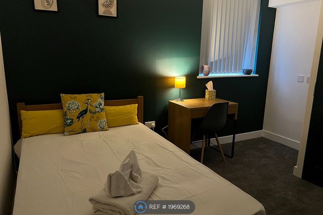 Room to rent in Humber Avenue, Coventry