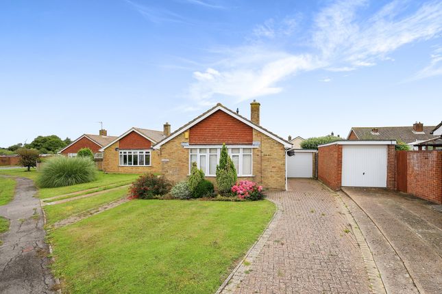 Thumbnail Bungalow to rent in Hawksbridge Close, Eastbourne