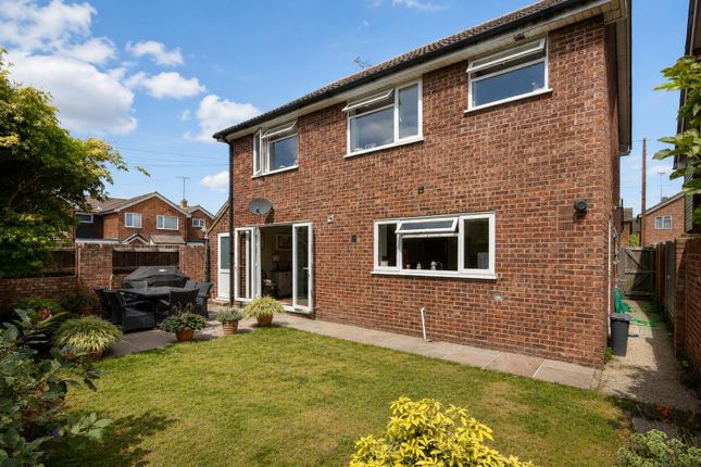 7, Sussex Close, Chelmsford photo 4