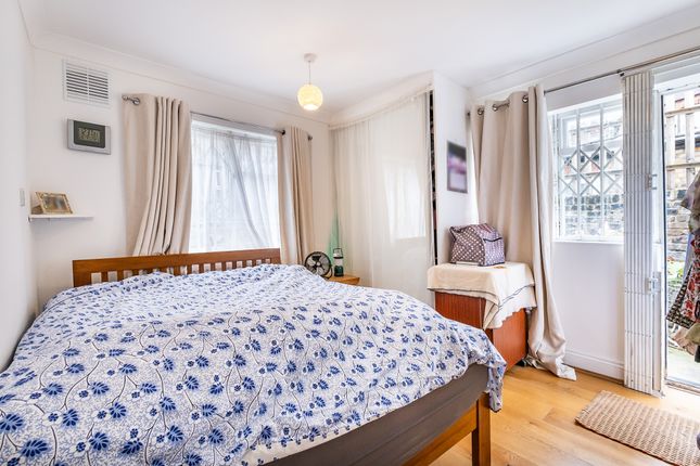105a, Bravington Road, London photo 3