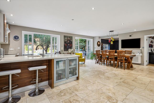 South Ridge, Weybridge photo 2
