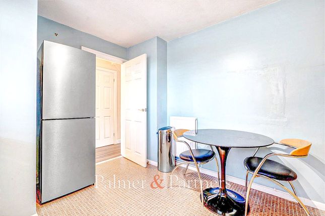 56, Hamlet Drive, Essex photo 3