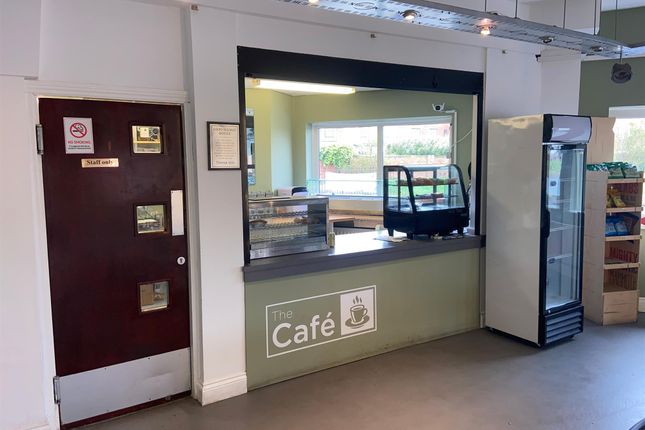 Thumbnail Restaurant/cafe for sale in Cafe &amp; Sandwich Bars SR1, Tyne And Wear