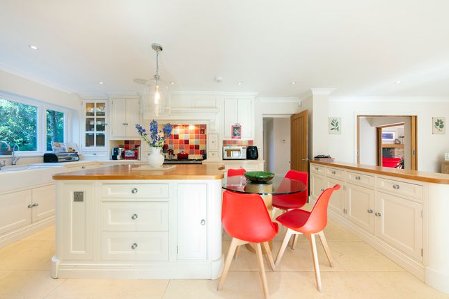 5, Eversley Park, London photo 3