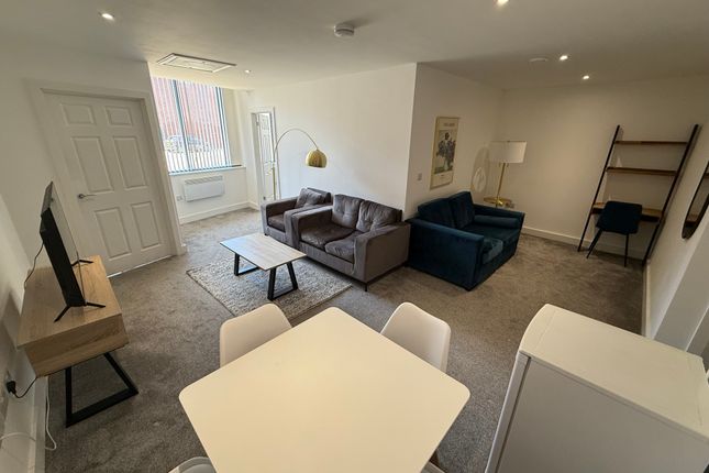 Flat 3 Clifton Park View, 15-21, Doncaster Gate, Rotherham photo 3