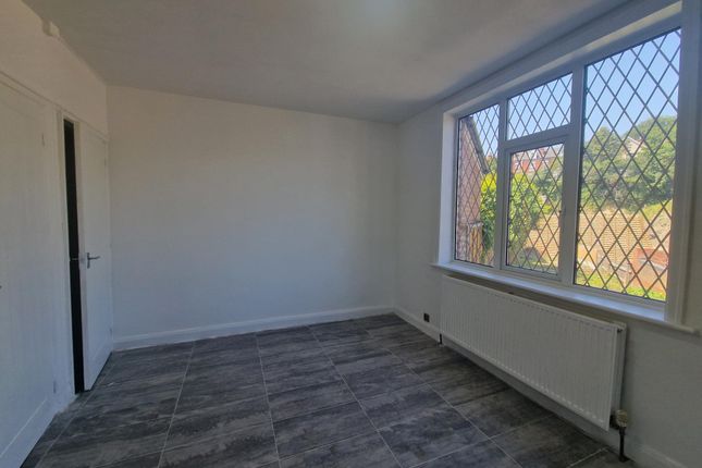 54, PONTEFRACT photo 3
