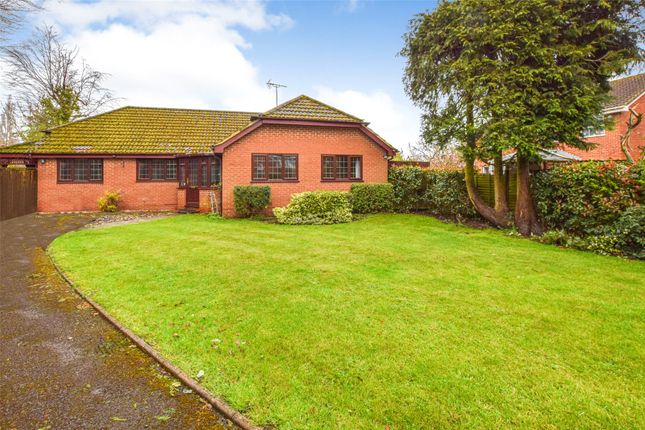 Thumbnail Bungalow to rent in Thirlmere Close, Farnborough, Hampshire