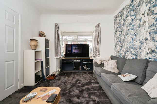 14, Weston Grove Road, Southampton photo 2