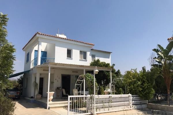 Villa for sale in Zygi, Larnaca, Cyprus