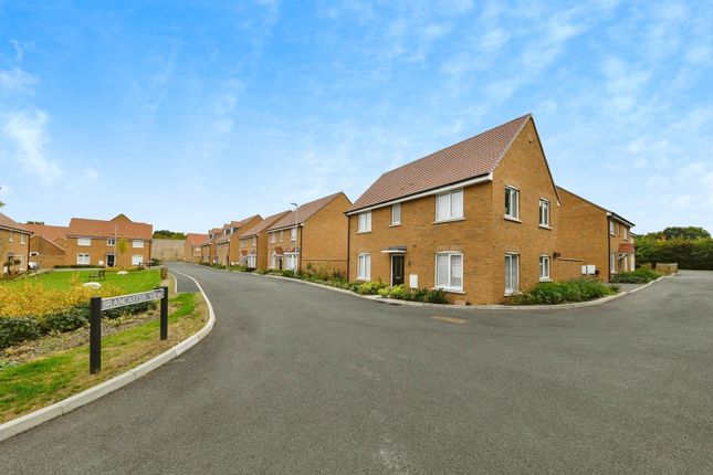 3-bed detached on 7, Brancaster View, Hertfordshire, £500,000