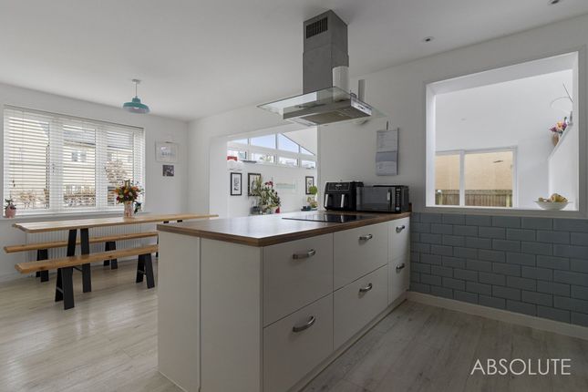 14 Heritage Way, Brixham photo 2